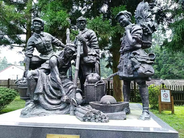 福建队奋勇抗争，向胜利发起冲锋