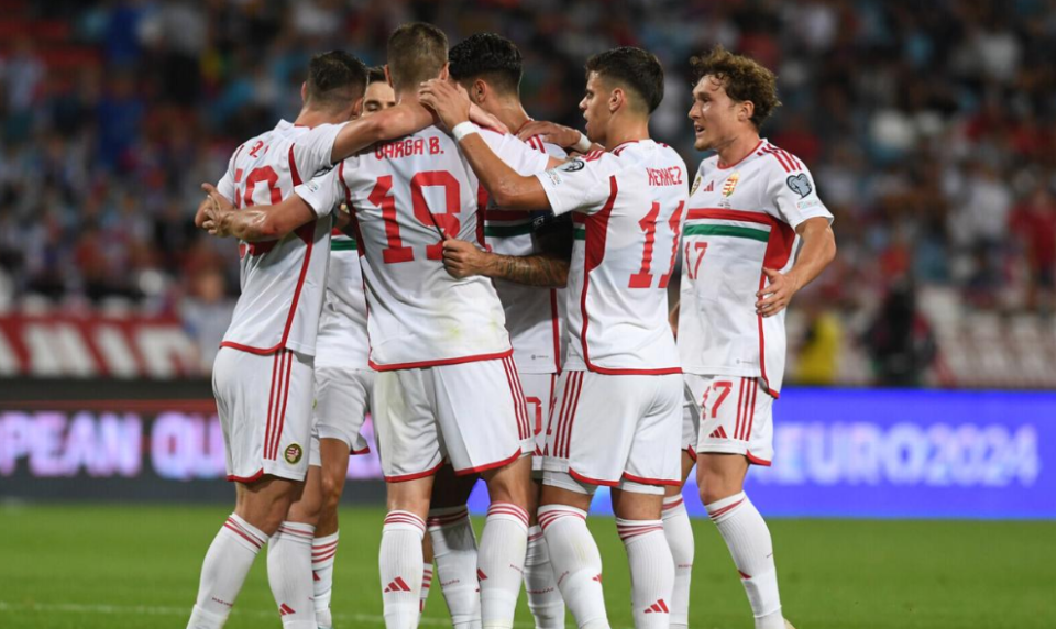 德国队战平对手，小组战绩褒贬不一